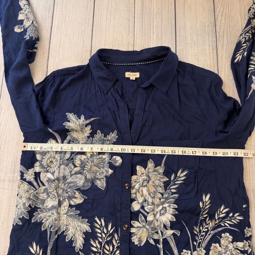 Anthropologie Pilcro Navy Blue Floral Modal Button Down Shirt Medium Semi-Sheer - Picture 8 of 12